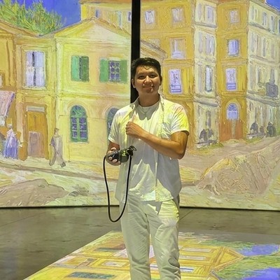 Marcus B. Tiongson at an immersive art installation